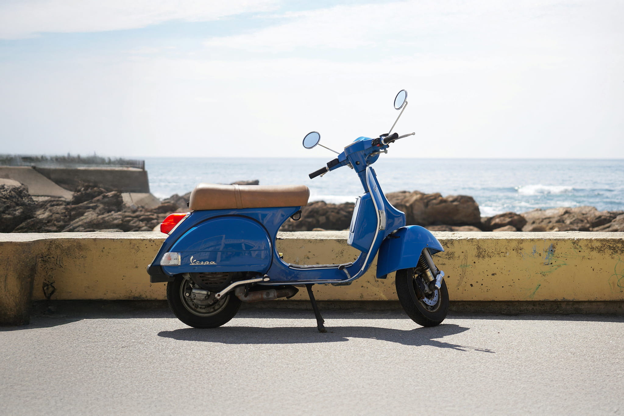 Scooters vs. Motorcycles: Which One Is Right for You?